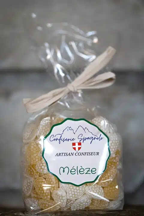 Bonbons durs au mélèze
